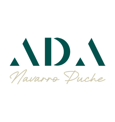 ada-navarro-duche